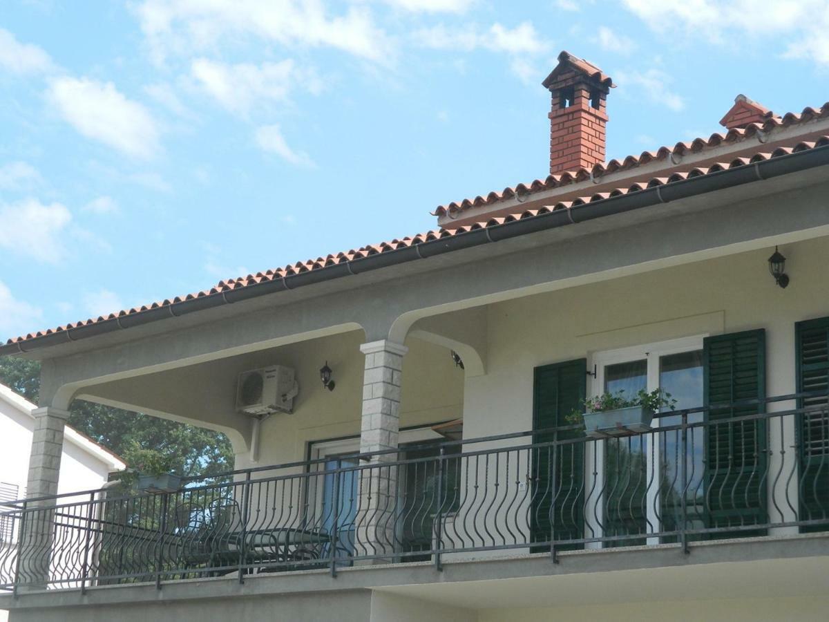Chiara Apartment Kirmenjak Экстерьер фото