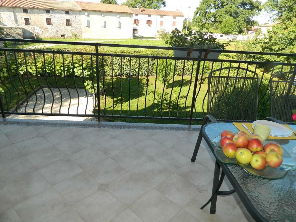 Chiara Apartment Kirmenjak Экстерьер фото