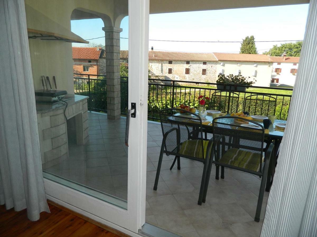 Chiara Apartment Kirmenjak Экстерьер фото